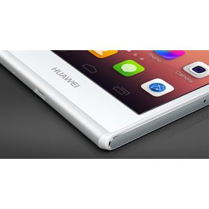 Smartphone Huawei Ascend P7 alb