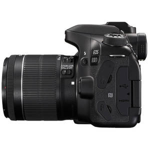 Aparat foto DSLR Canon EOS 80D kit EF-S 18-55mm IS STM
