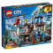 Set de constructie LEGO City Cartierul General al Politiei Montane