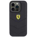 Husa Ferrari Quilted Metal Logo compatibila cu iPhone 15 Pro Black
