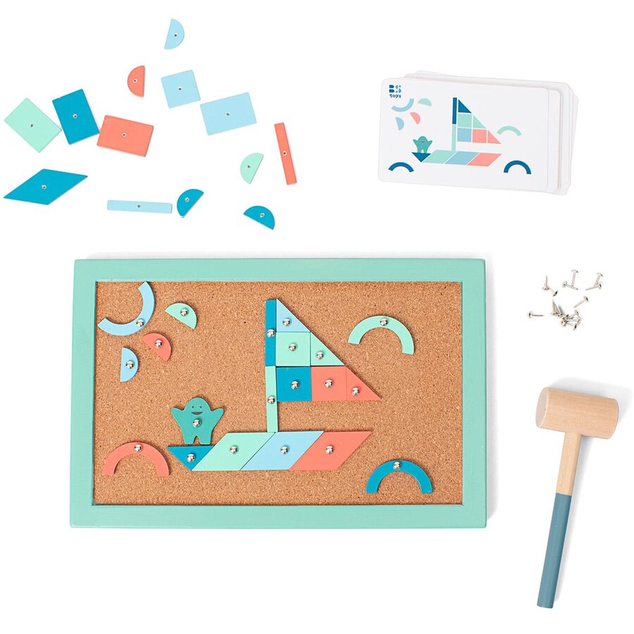 Set Fixeaza formele cu ciocanel si cuie