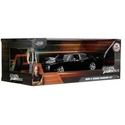 Set Jada Fast And Furious Figurina Dom Si Masinuta Metalica Dodge Charger 1970 Scara 1 la 24 Negru