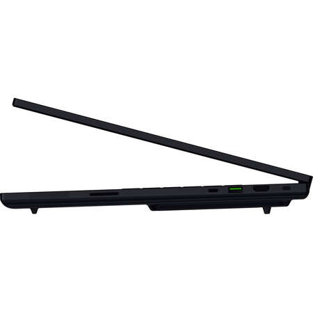 Laptop Razer Blade 18 18 inch Dual UHD+ 240Hz FHD+ 440Hz Intel Core Ultra 9 275HX 32GB DDR5 2TB SSD nVidia GeForce RTX 5090 24GB Windows 11 Home Black