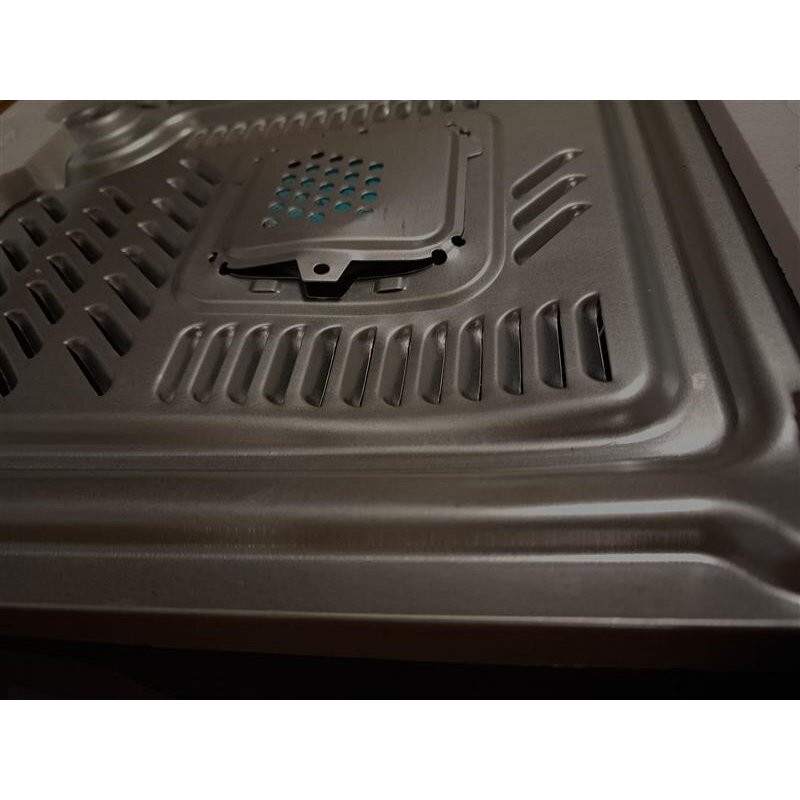 Cuptor cu microunde Resigilat SMC-20MS1 Capacitate 20L Putere 700W Argintiu/Negru