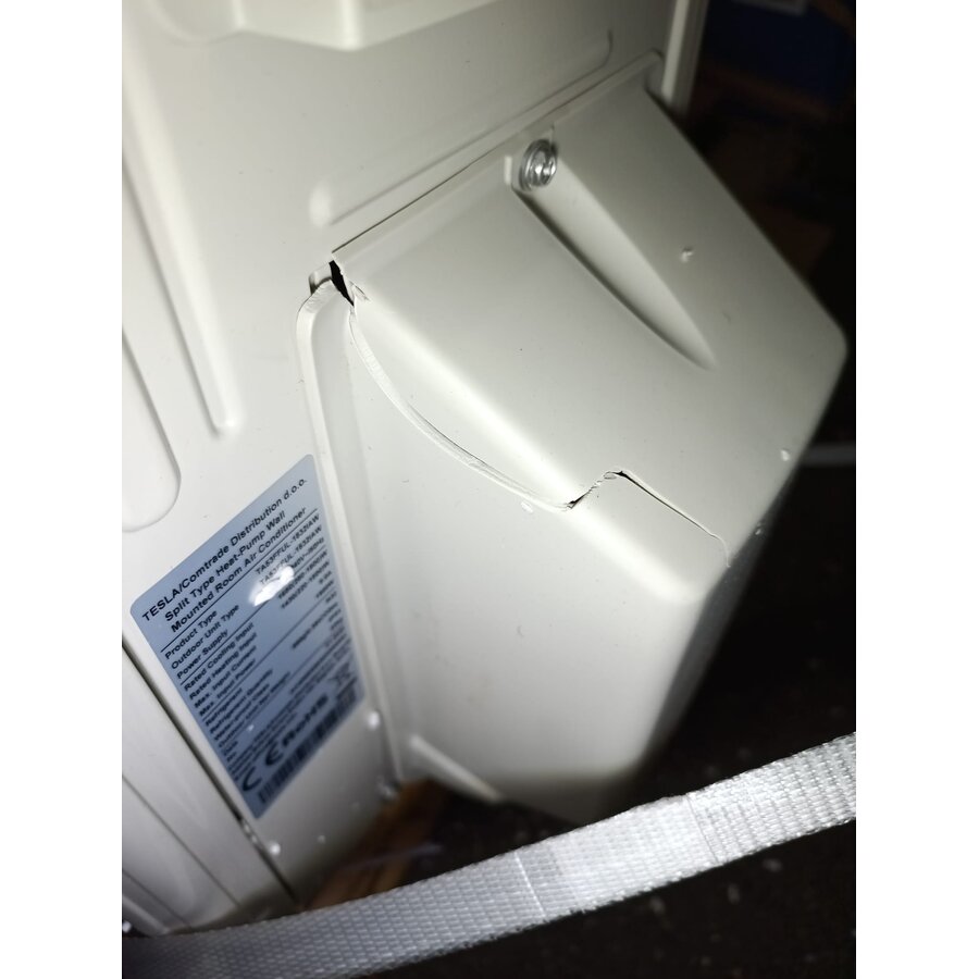 Aparat aer conditionat Resigilat TA53FFUL-1832IAW Inverter 18000BTU Clasa A++ Wi-Fi Alb