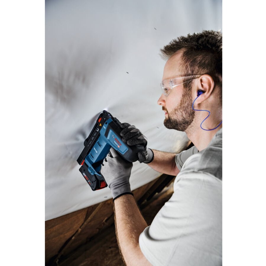 Bosch Powertools cordless wood stapler GTH 18V-14 Professional solo, 18Volt (blue/black, without battery and charger)