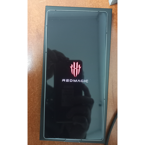 Telefon mobil Resigilat Red Magic 10 Pro 256GB 12GB RAM Dual Sim 5G Lightspeed